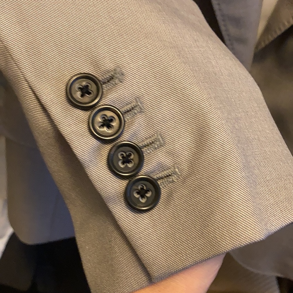 Size 8 must see wool silk blend blazer! Cute - Picture 5 of 9